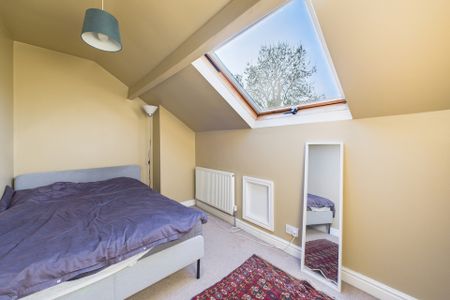 138 Myrtle Road, S2 - Photo 4