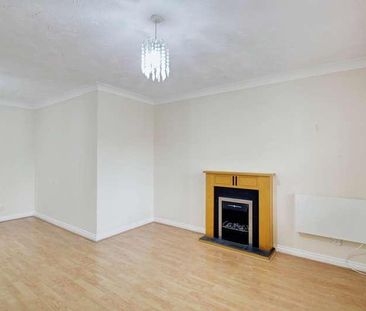 Hurworth Avenue, Langley, SL3 - Photo 2