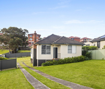 14 Dean Road, Warrawong NSW 2502 - House For Rent | Domain - Photo 1