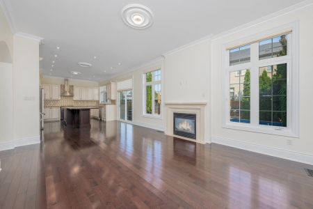 For Lease - 10 Orleans Circle, Vaughan, Ontario - Photo 2