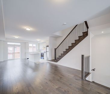 For Lease - 1162 Dartmouth Crescent, Oakville, Ontario - Photo 3