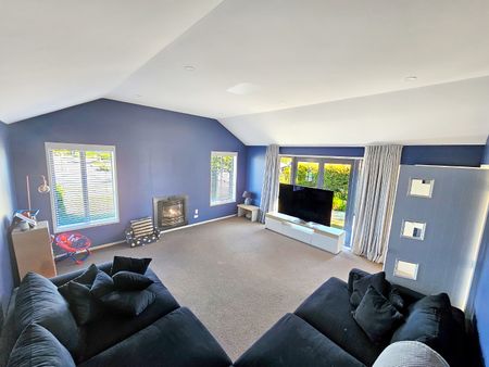 74 Lamorna Road, Parklands Christchurch 8083 - Photo 2