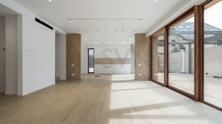 Vilă tip duplex - zona Dantelei-Prel. Ghencea adiacent D... - Photo 2