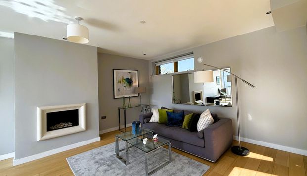 2 Edward Place, Bloomfield Avenue, Donnybrook, Dublin 4, D04 W6X6. - Photo 1