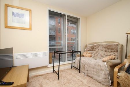 2 bedroom house share to rent - Photo 4