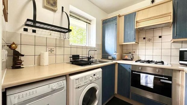 2 bedroom apartment to rent - Photo 1