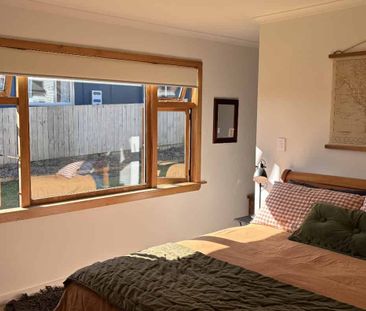 GLENITI - 3 BEDROOM - Photo 2