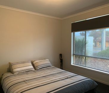 5 Bedroom Family Home - Photo 2