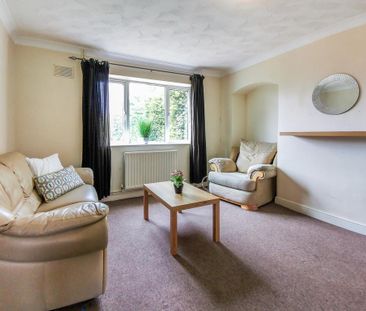 5 bedroom detached house to rent - Photo 1