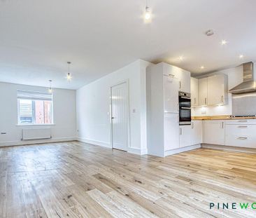 3 bedroom detached house to rent - Photo 4