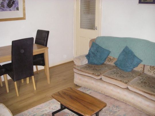 4 bed Student house- all bills included - Photo 1