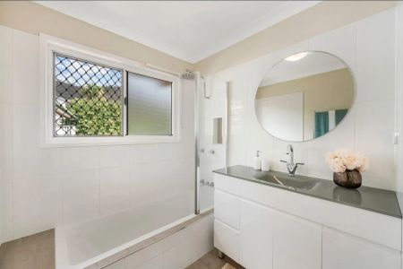 Spacious 5-Bedroom Home with Pool in Prime Location - Photo 2