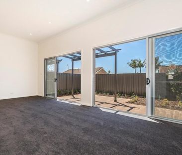 3/3 Eveleen Street, Cardiff South NSW 2285 - Townhouse For Rent | D... - Photo 1