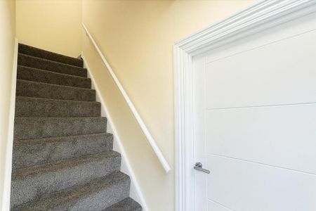 4 bedroom semi-detached house to rent - Photo 4