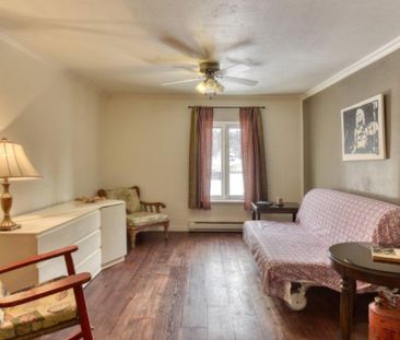 MAGNIFIQUE APPARTEMENT DE QUATRE CHAMBRES DONNANT SUR LE LAC! - Photo 2