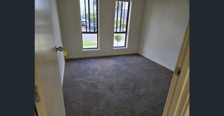 Cosy 3-Bedroom Home in a Quiet Court - Photo 3