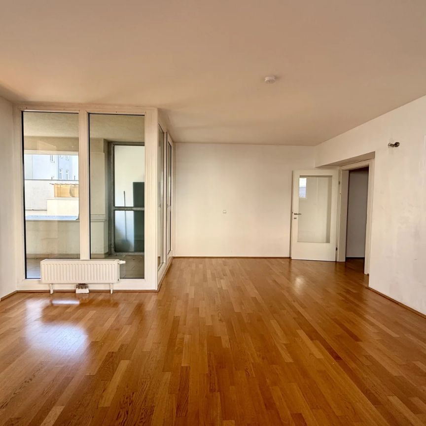 Wohnen in zentraler Lage in 1100 Wien: 3-Zimmer inkl. Einbauküche und zwei Freiflächen! - Foto 1