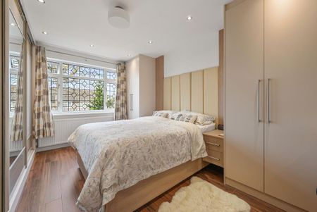 5 bedroom semi-detached house to rent - Photo 5