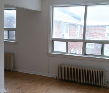 1 Bedroom Apartment located in the Wilson Heights area - Photo 1