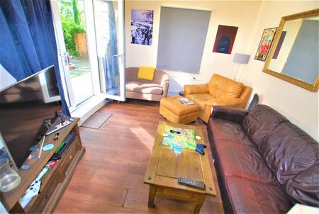 285 Upperthorpe - Photo 2