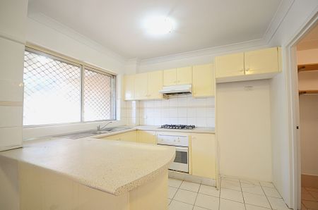 2 Bedroom Plus Study Unit in Handy Location&excl; - Photo 2