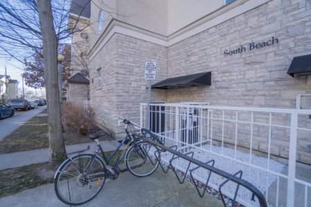 For Lease - 38 Stadium Road Unit# 688, Toronto, Ontario - Photo 2