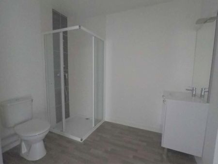 Location Appartement 2 pièces 44m² POITIERS 86000 - Photo 3