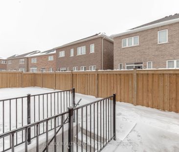 For Lease - 74 Clockwork Drive Unit# B, Brampton, Ontario - Photo 3
