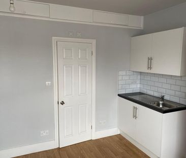 Room in a Shared House, Cranbrook Park, N22 - Photo 4