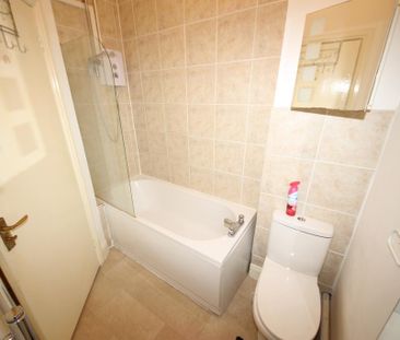 Studio to rent - Photo 6