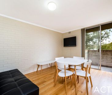 Fully Furnished & Close to Everything! - Photo 4