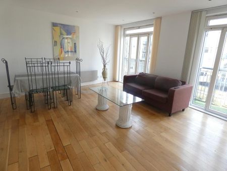 3 bedroom apartment to rent - Photo 5