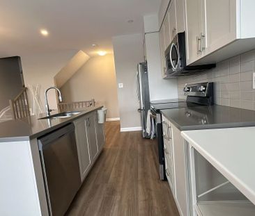 For Lease - 276 Elsie Macgill Walk, Kanata, Ontario - Photo 5