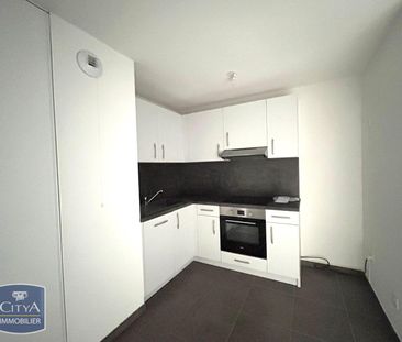 Location Appartement 3 pièces 50m² BONNEVILLE 74130 - Photo 2