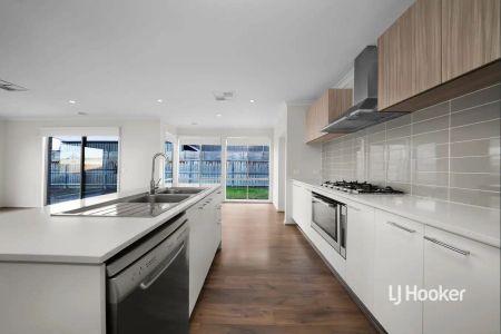 “Modern Family Haven in Prime Location! APPLICATIONS NOW OPEN” - Photo 2