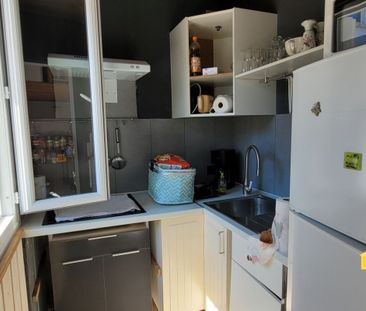 T1 meublé avec terrasse proche plages - Photo 5