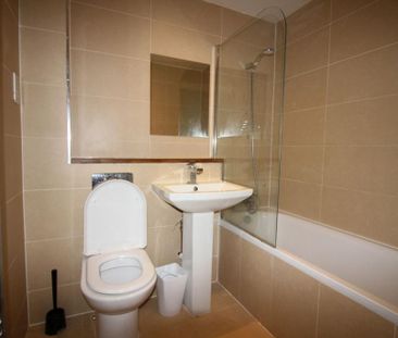 2 bedroom apartment to rent - Photo 6