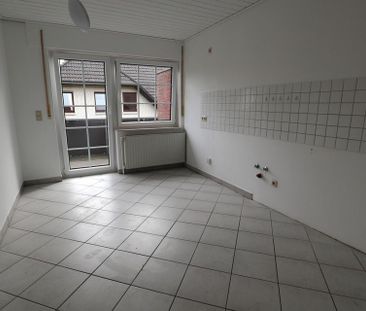 Gemütliche Dachgeschosswohnung mit Balkon in Westerstede-Ocholt! - Foto 3