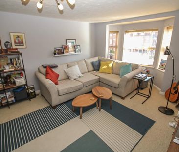 2 Bedroom Flat - First Floor - Photo 3