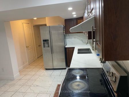 Property For Lease | W8111428 - Photo 5