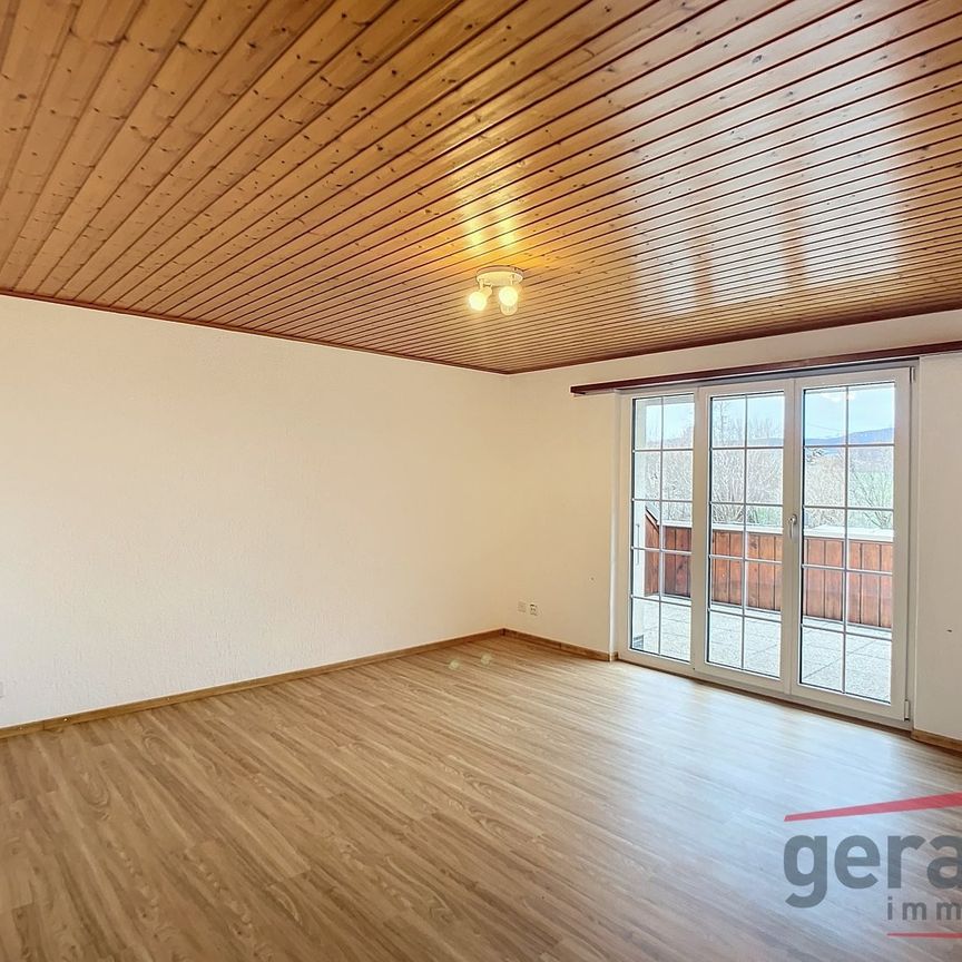 Charmante 2.5 Zimmerwohnung in Tafers - Photo 1