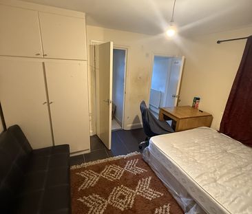 Studio Flat, Portland Road, SE25 - Photo 4