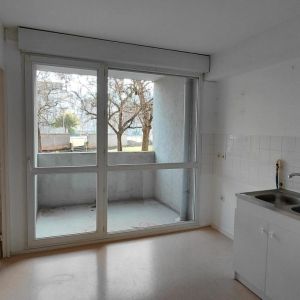 Location Appartement à ST MARTIN D HERES - Photo 3