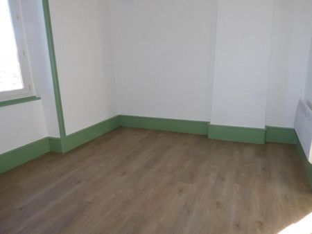 Location Appartement 2 pièces 30m² AUBENAS 07200 - Photo 4