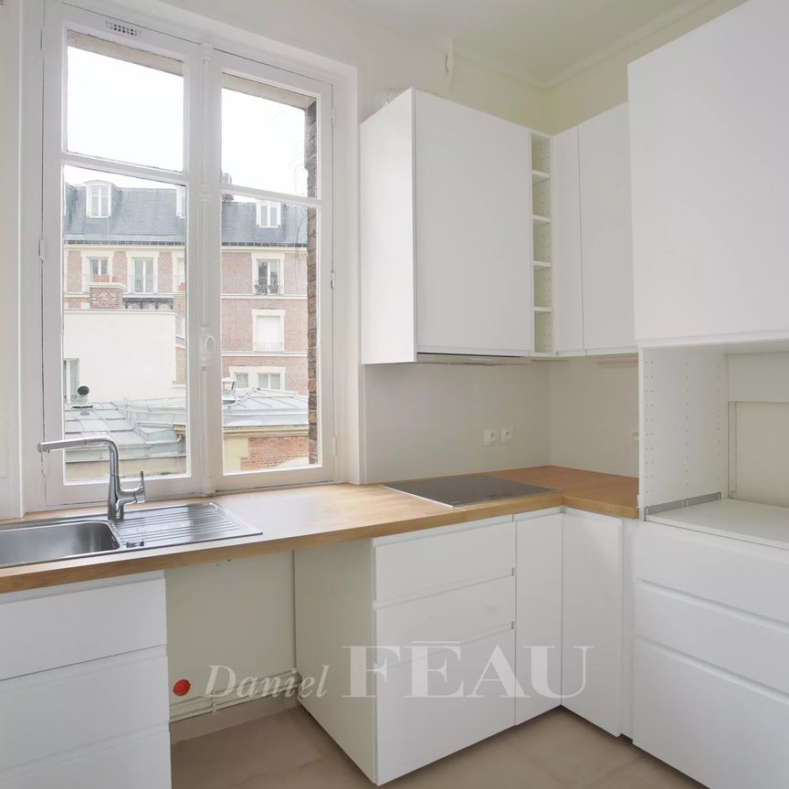 Location appartement, Paris 7ème (75007), 4 pièces, 111.42 m², ref 85628971 - Photo 1