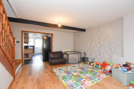 3 bedroom cottage to rent - Photo 3