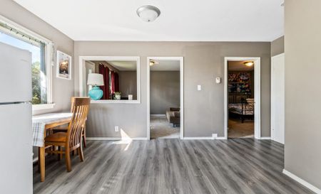 225 Hwy 52, Mitchell, MB - Photo 2