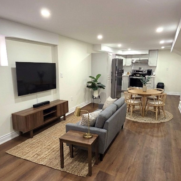 For Lease - 304 Reading Place, Newmarket, Ontario - Photo 1