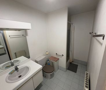 Location Appartement 1 pièce 22m² AIX EN PROVENCE 90ème - Photo 1