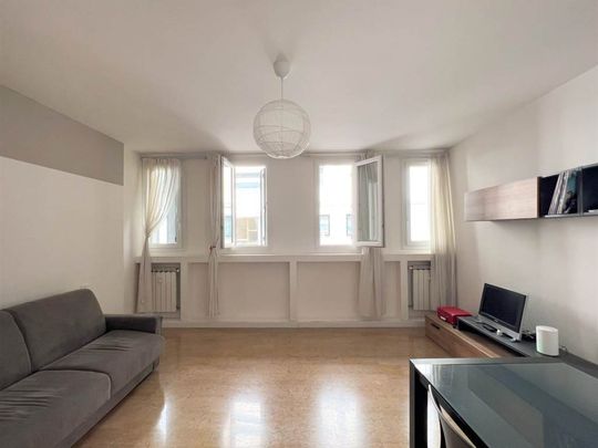 MESTRE - POSTO LETTO IN STANZA DOPPIA PER STUDENTE - Foto 1